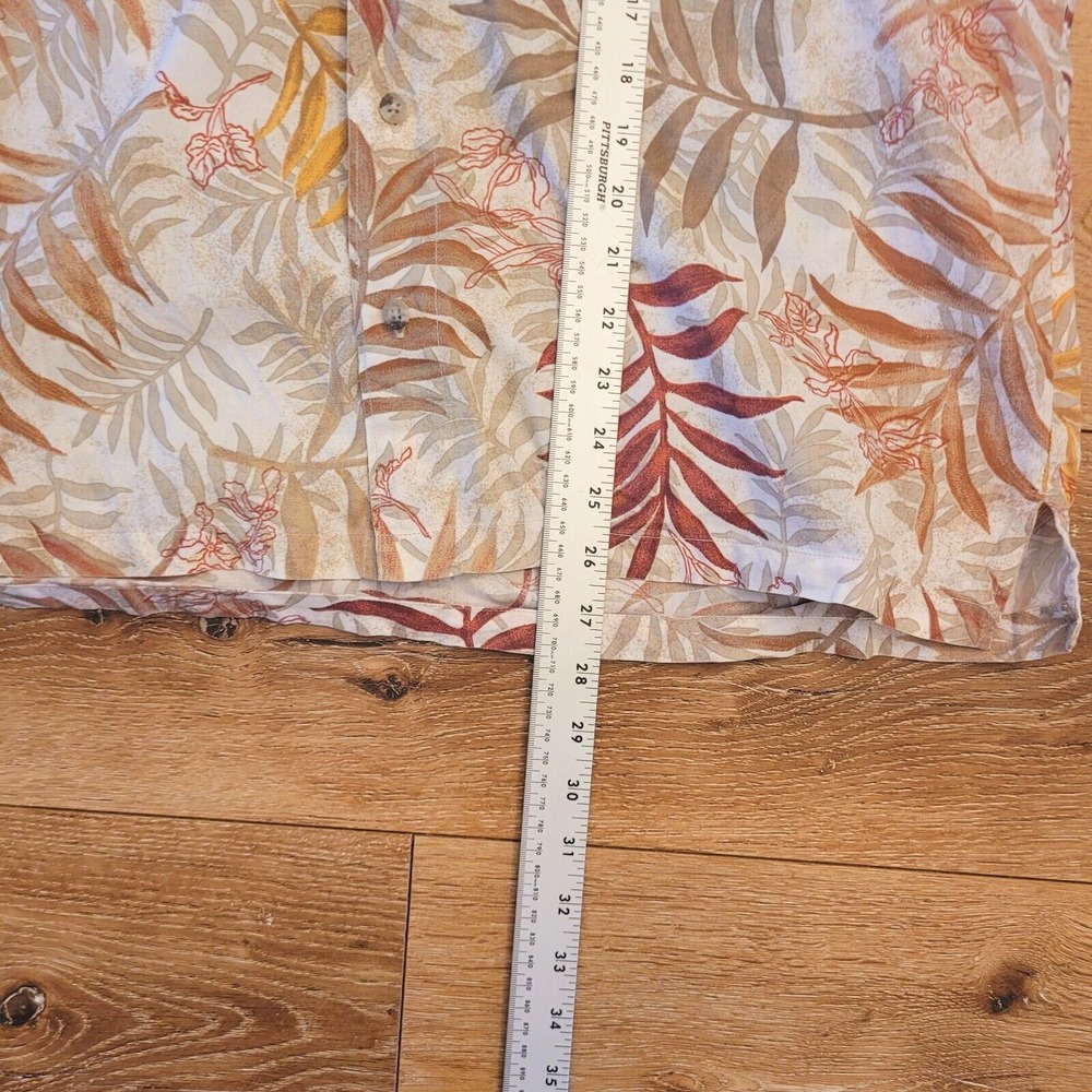 Columbia Mens Tropical Floral Button-Up Shirt Medium Beige Red Hawaii Outdoors - Picture 8 of 8